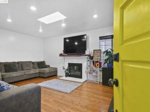 MLS #41116011 image #0