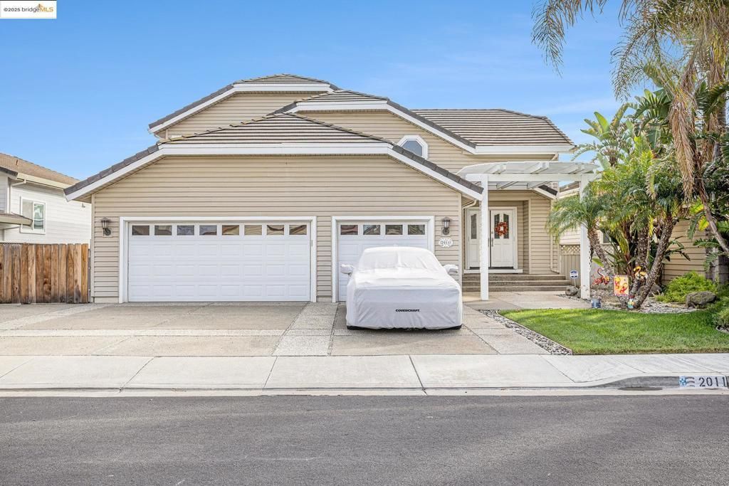 MLS #41117045 image #0