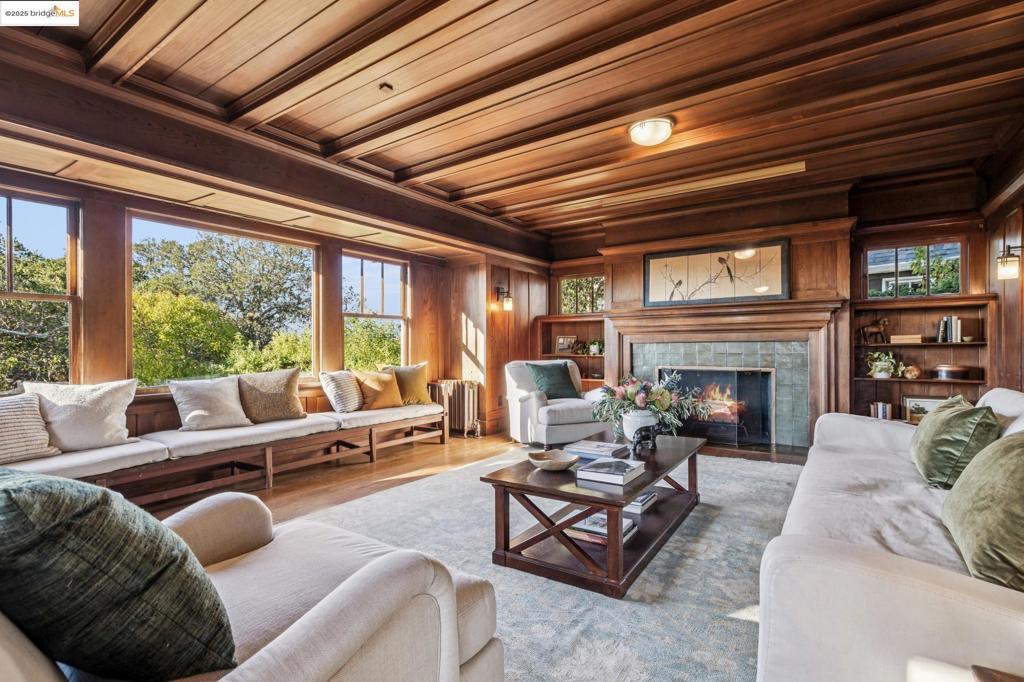 MLS #41118332 image #0