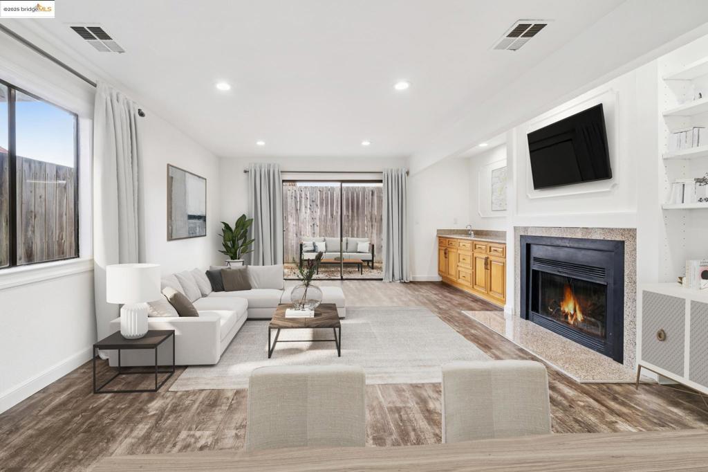 MLS #41119028 image #0