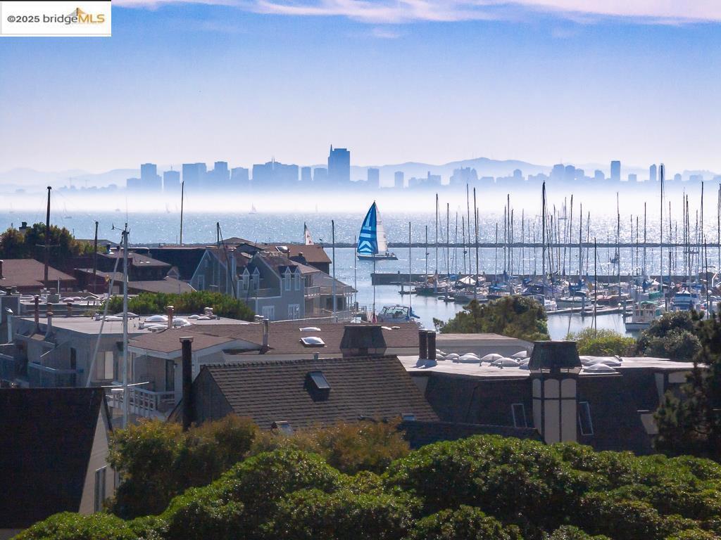 MLS #41119605 image #0