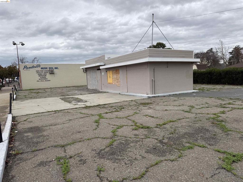 415 G St Antioch CA 94509 | MLS #41120760 17 MLS #41120760 image #0