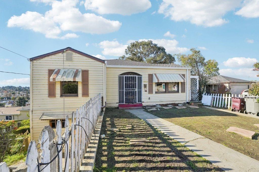 MLS #41120774 image #0