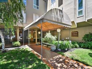 5340 Broadway Terrace #203 Oakland CA 94618 | MLS #41127646 45 MLS #41127646 image #0