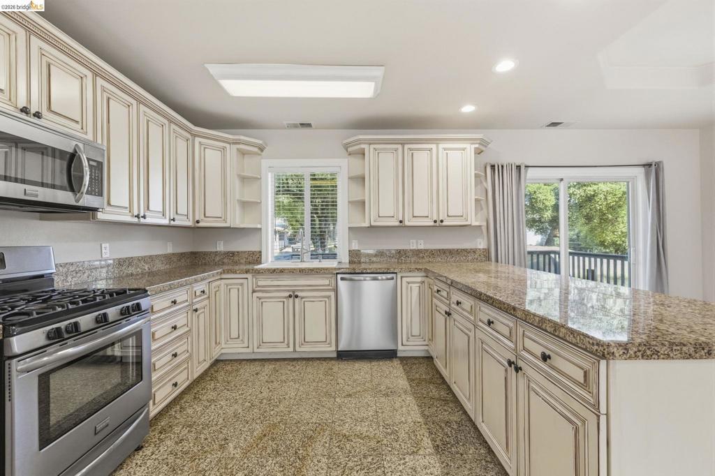 MLS #41135787 image #0
