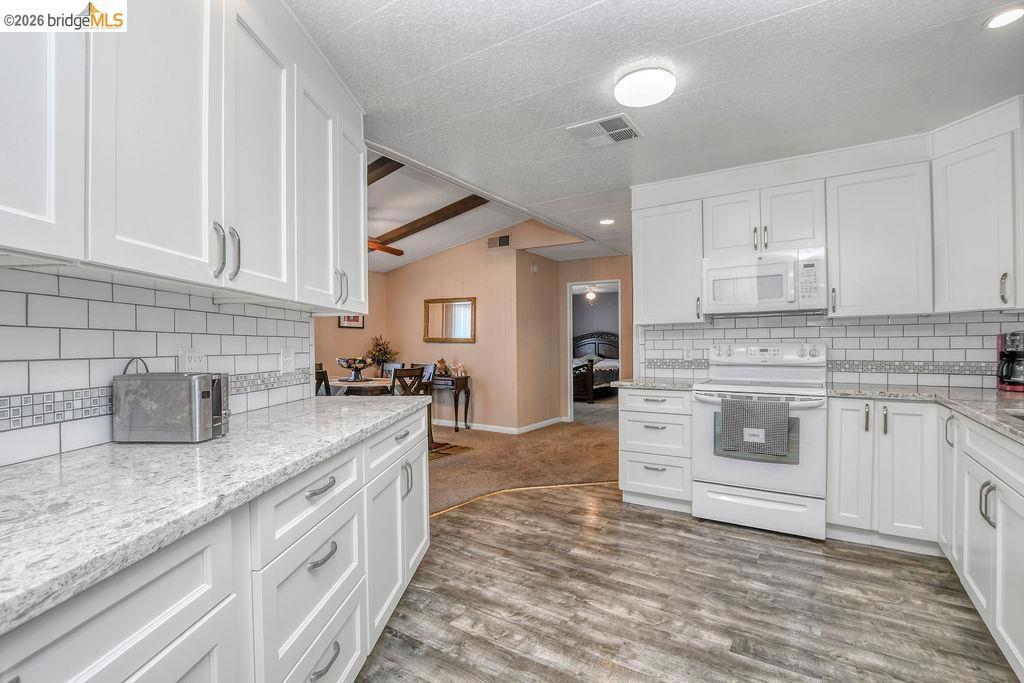 MLS #41140500 image #0
