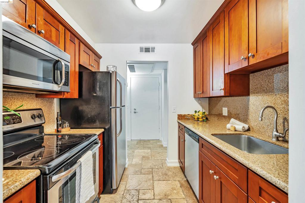 490 N Civic Dr #101 Walnut Creek CA 94596 | MLS #41141681 37 MLS #41141681 image #0