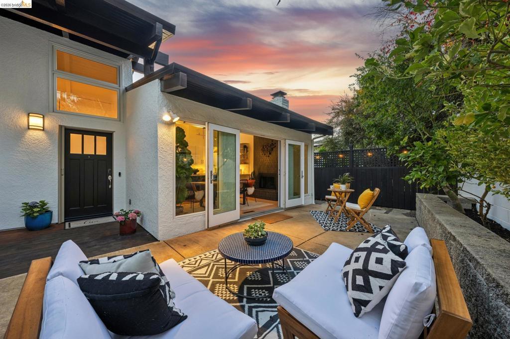 6930 Snake Rd Oakland CA 94611 | MLS #41143747 45 MLS #41143747 image #0