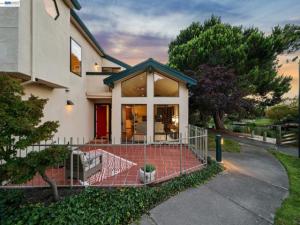 MLS #41146059 image #0