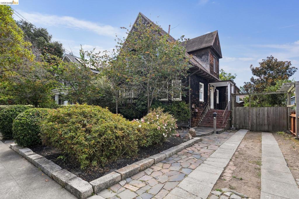 MLS #41146200 image #0