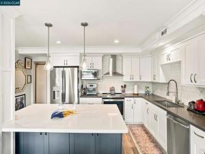 2032 Golden Rain Road #6 Walnut Creek CA 94595-1919 | MLS #41146566 45 MLS #41146566 image #0