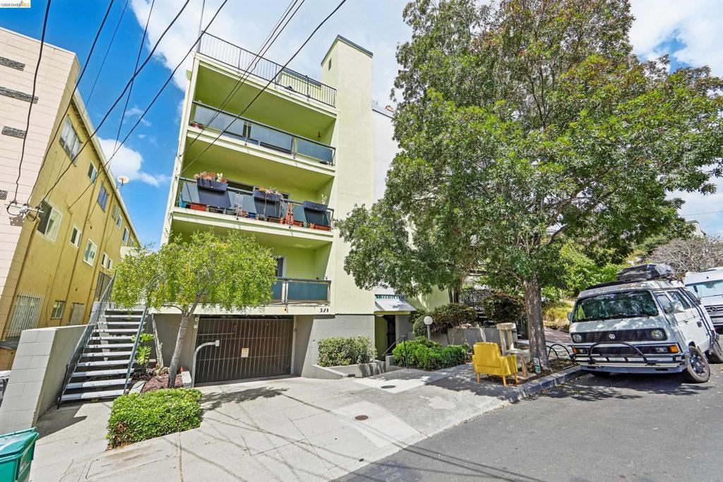 321 Warwick Ave #303 Oakland CA 94610 | MLS #41147131 45 MLS #41147131 image #0