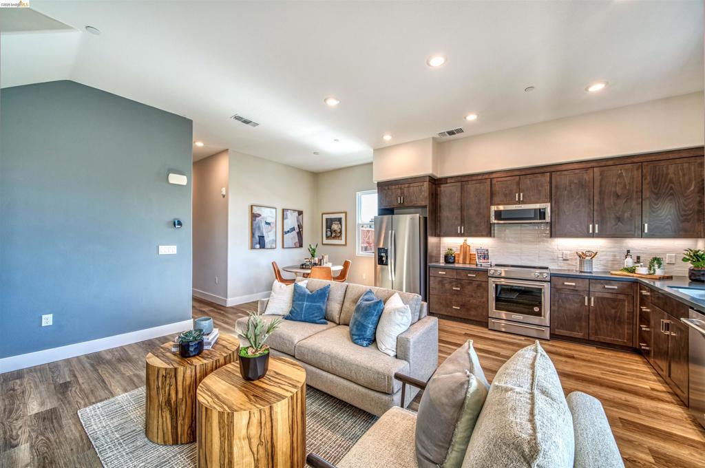 MLS #41147453 image #0