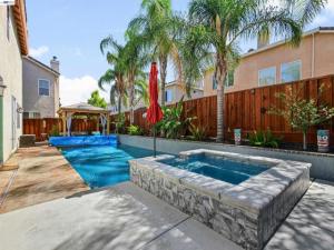 MLS #41148372 image #0