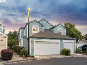 37 Oak Park Dr Alameda CA 94502 | MLS #41148724 37 MLS #41148724 image #0