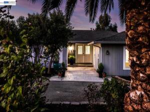 MLS #41149017 image #0