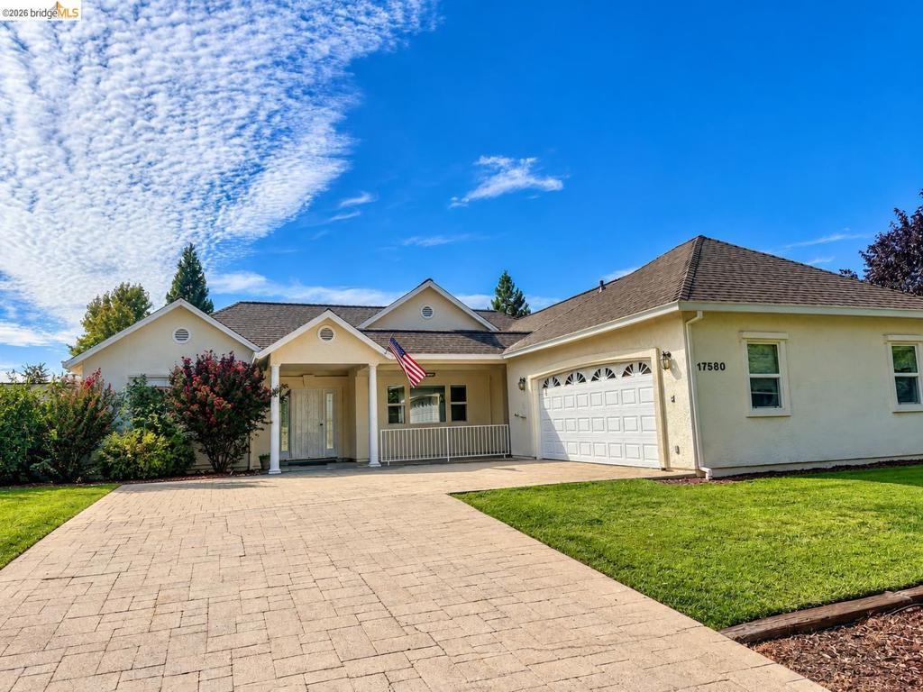 MLS #41149570 image #0
