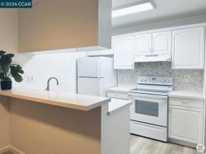 MLS #41149633 image #0