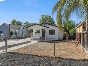 MLS #41151701 image #0