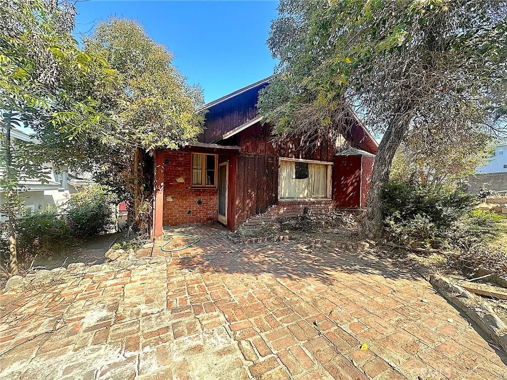 MLS #AR25117208 image #0