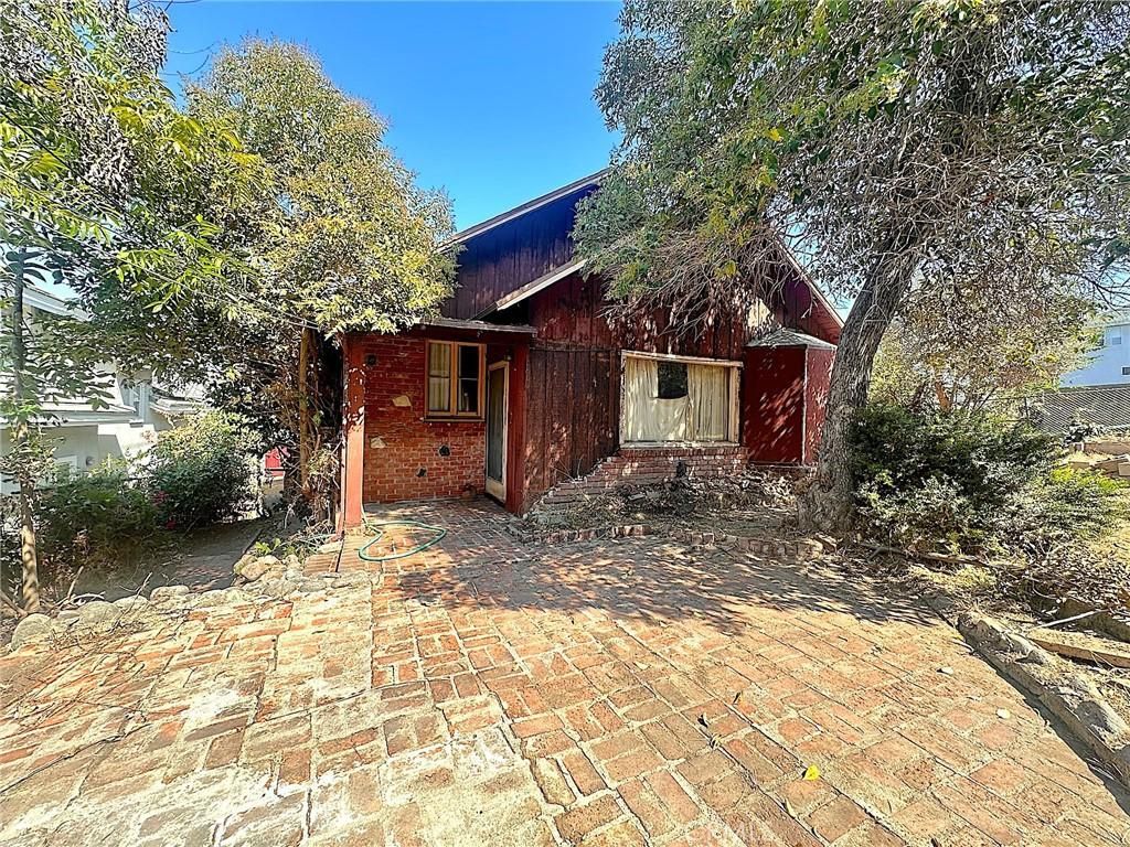 MLS #AR25117208 image #0