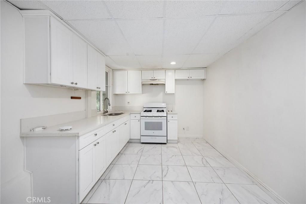 225 N Lima Street Sierra Madre img 0