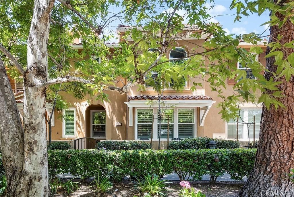 MLS #AR25152101 image #0