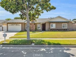 MLS #AR25159000 image #0