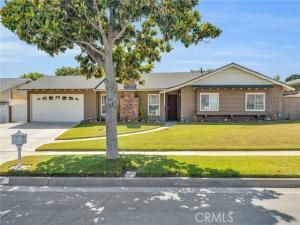 MLS #AR25159000 image #0