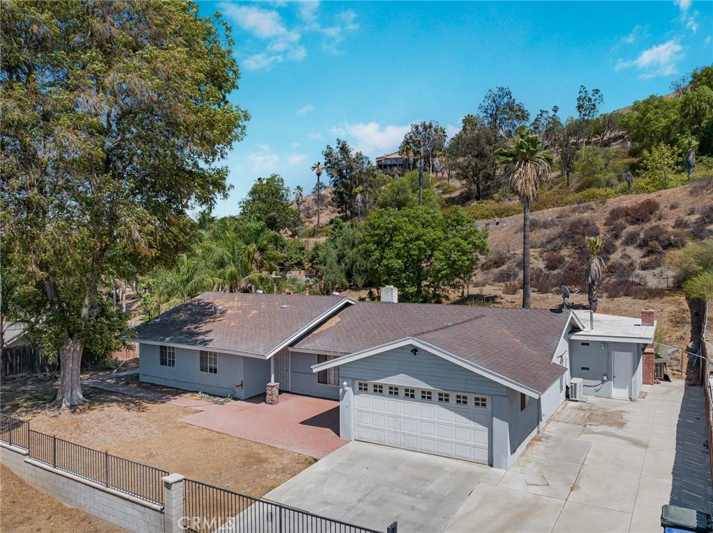 MLS #AR25193926 image #0