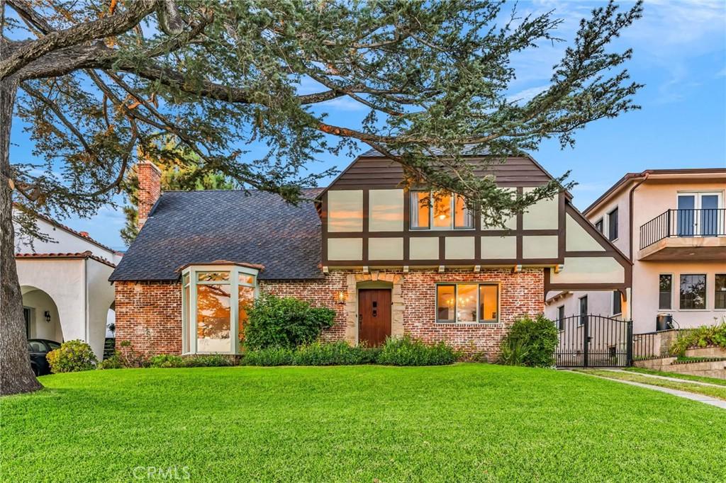 MLS #AR25241482 image #0