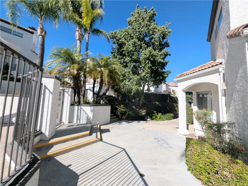 MLS #AR25249872 image #0