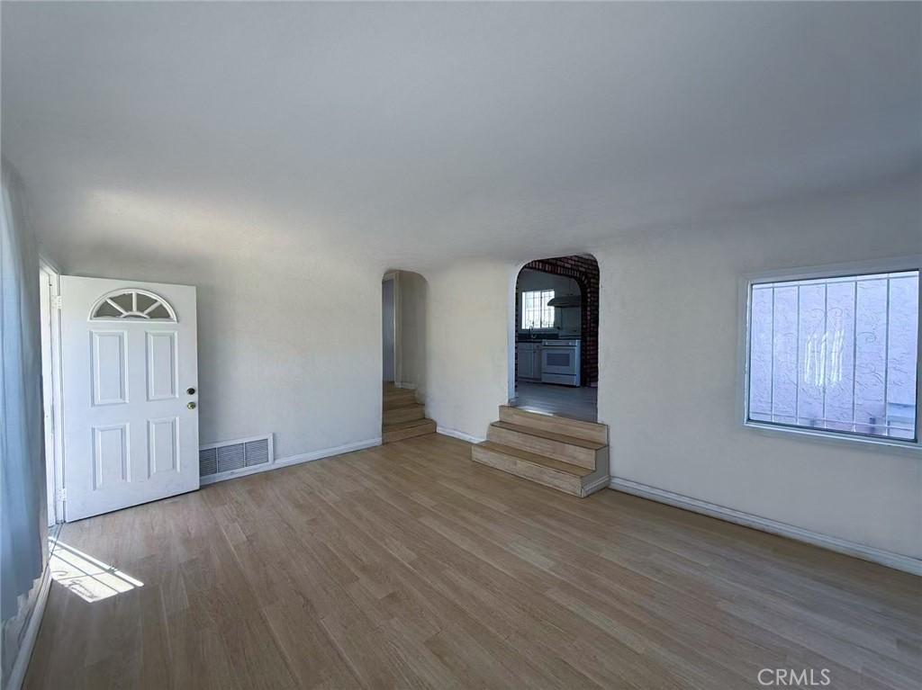 MLS #AR25251088 image #0