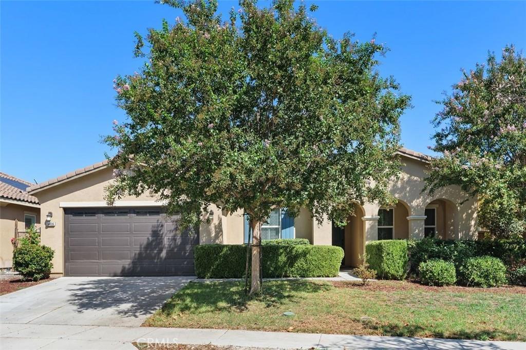 14406 Serenade DR Corona CA 92880 | MLS #AR26208414 41 MLS #AR26208414 image #0