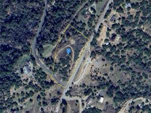 45330 Valley Oak Drive Ahwahnee CA 93601 | MLS #AR26226119 13 MLS #AR26226119 image #0