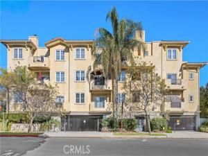 MLS #BB25008479 image #0