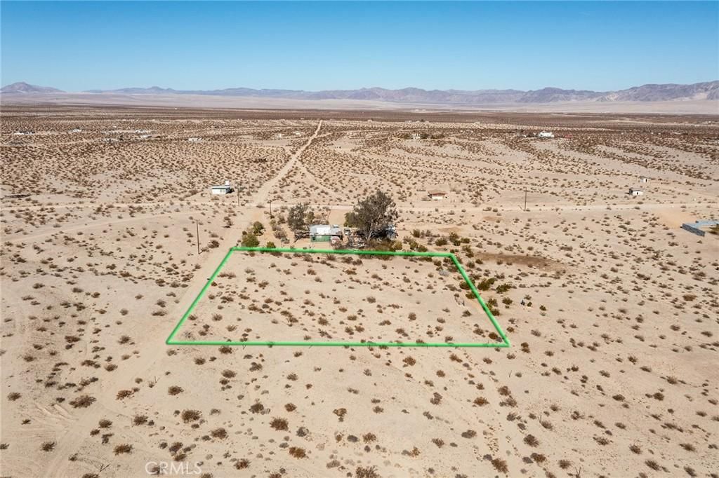 68023 Presswood 29 Palms CA 92277 | MLS #BB25010900 5 MLS #BB25010900 image #0