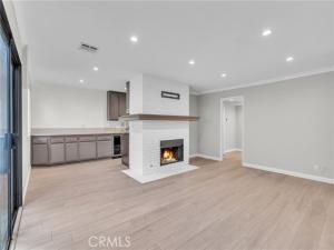 MLS #BB25096401 image #0