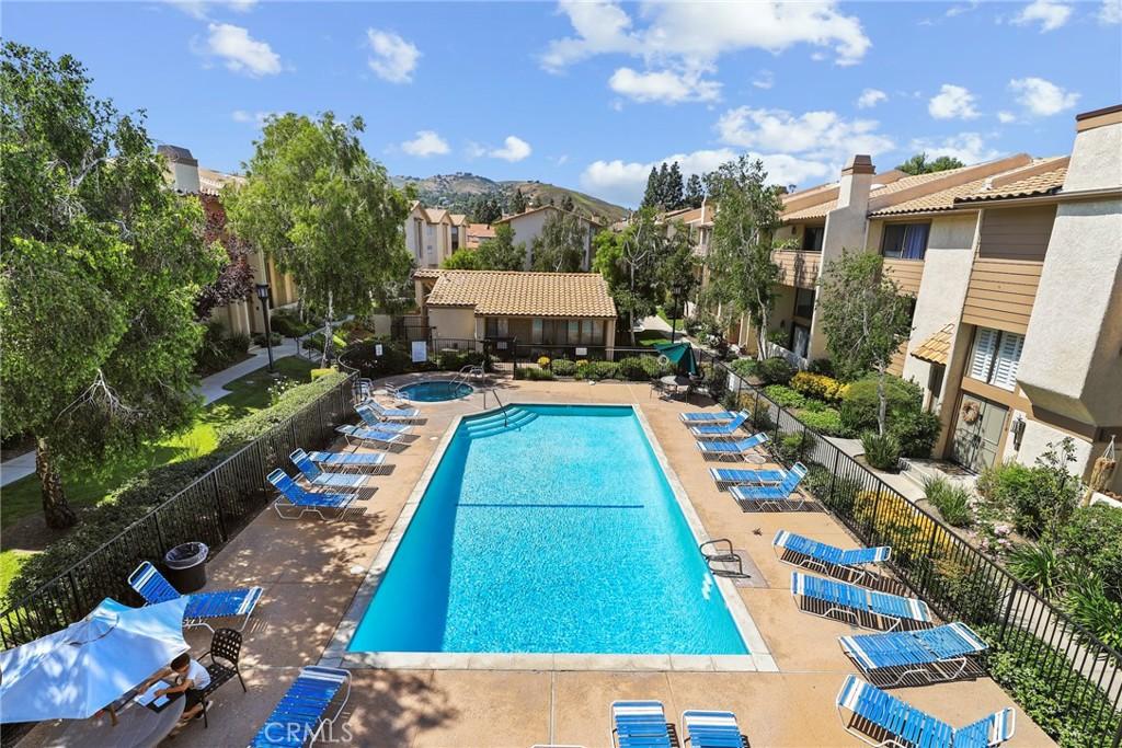 MLS #BB25113411 img 0