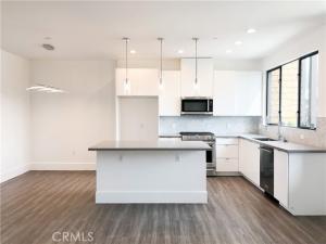 MLS #BB25218814 image #0