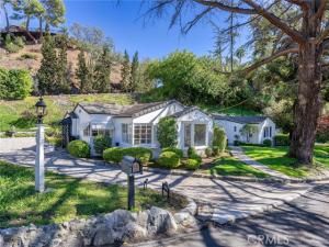 MLS #BB25252799 image #0