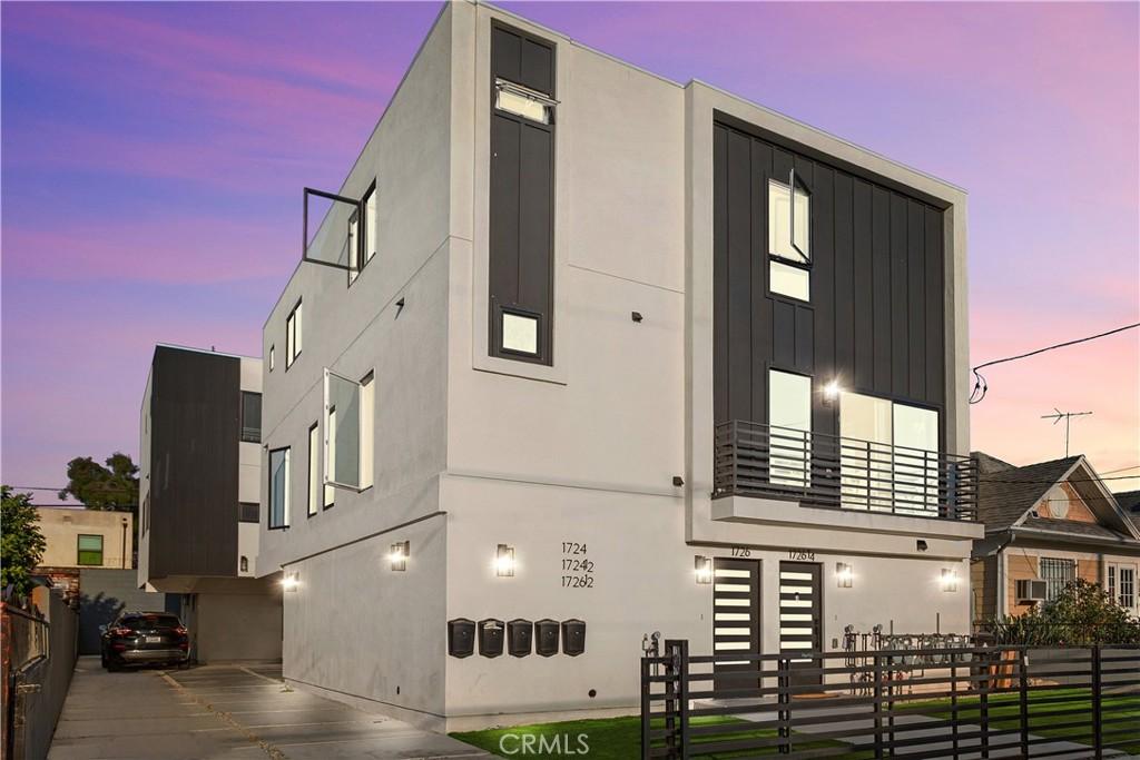 MLS #BB25262032 image #0