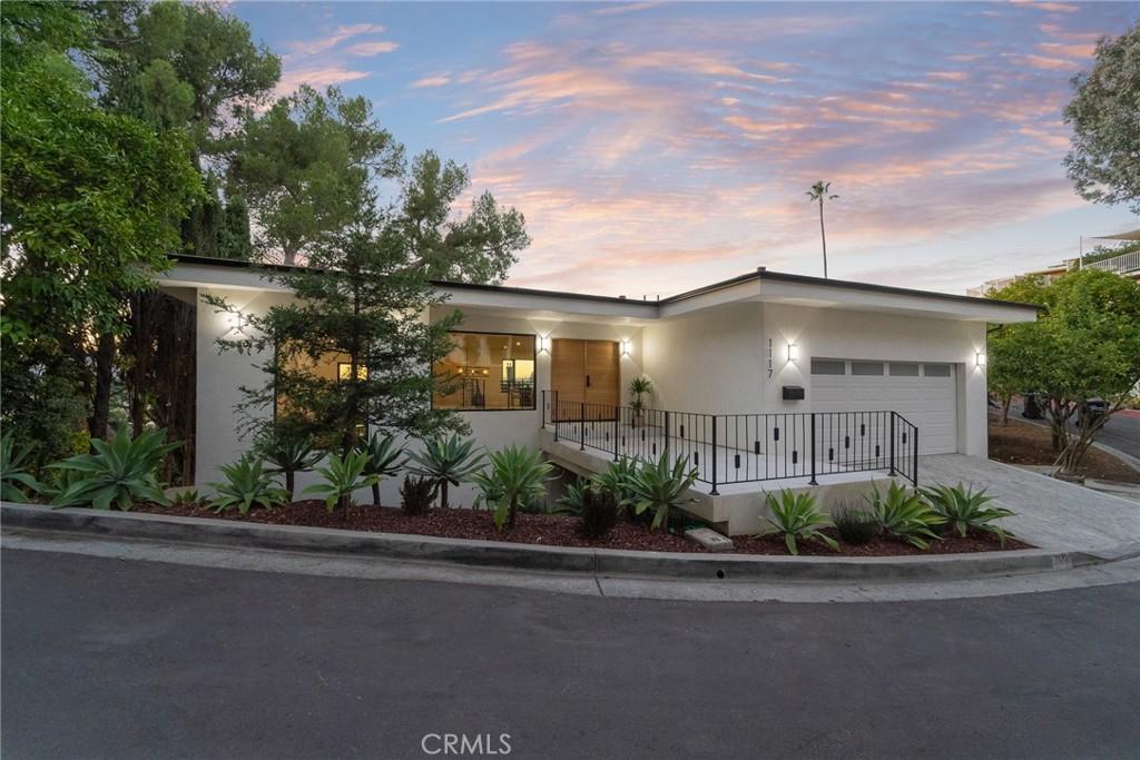 MLS #BB25270990 image #0