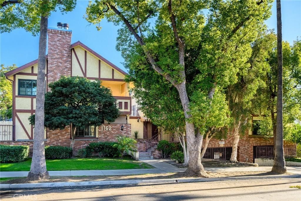 MLS #BB26009535 image #0