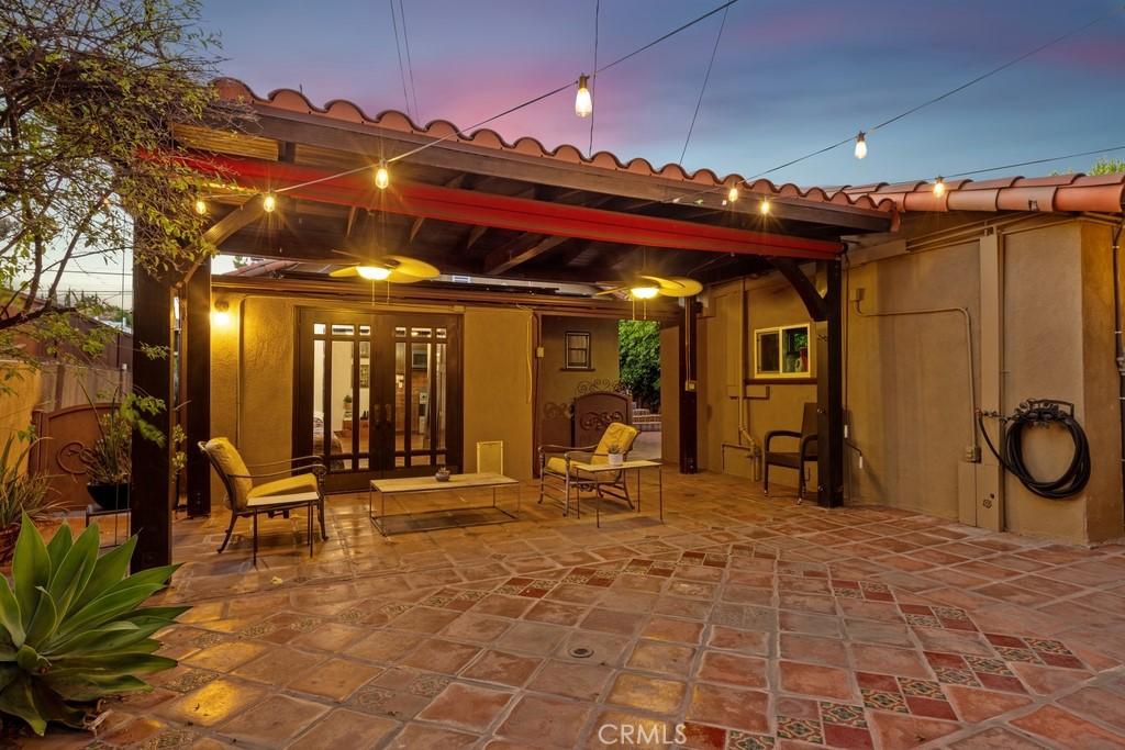 11232 Oxnard ST North Hollywood CA 91606 | MLS #BB26132328 41 MLS #BB26132328 image #0