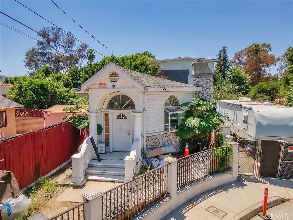 4463 Bellflower AV West Toluca Lake CA 91602 | MLS #BB26127665 83 MLS #BB26127665 image #0