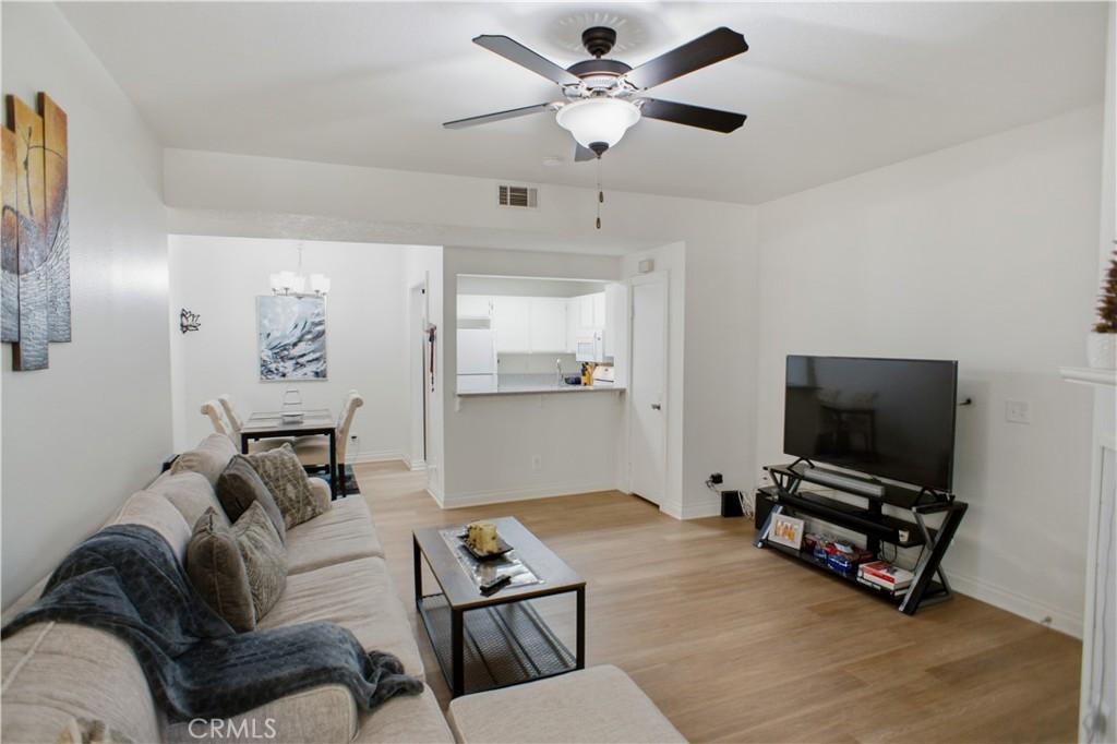 MLS #BB26170336 image #0