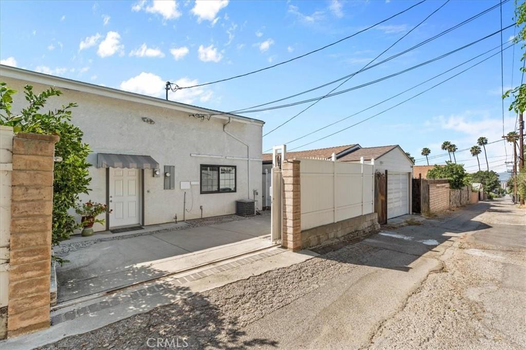 1031 E. Tujunga Avenue #A Burbank CA 91501 | MLS #BB26178894 45 MLS #BB26178894 image #0