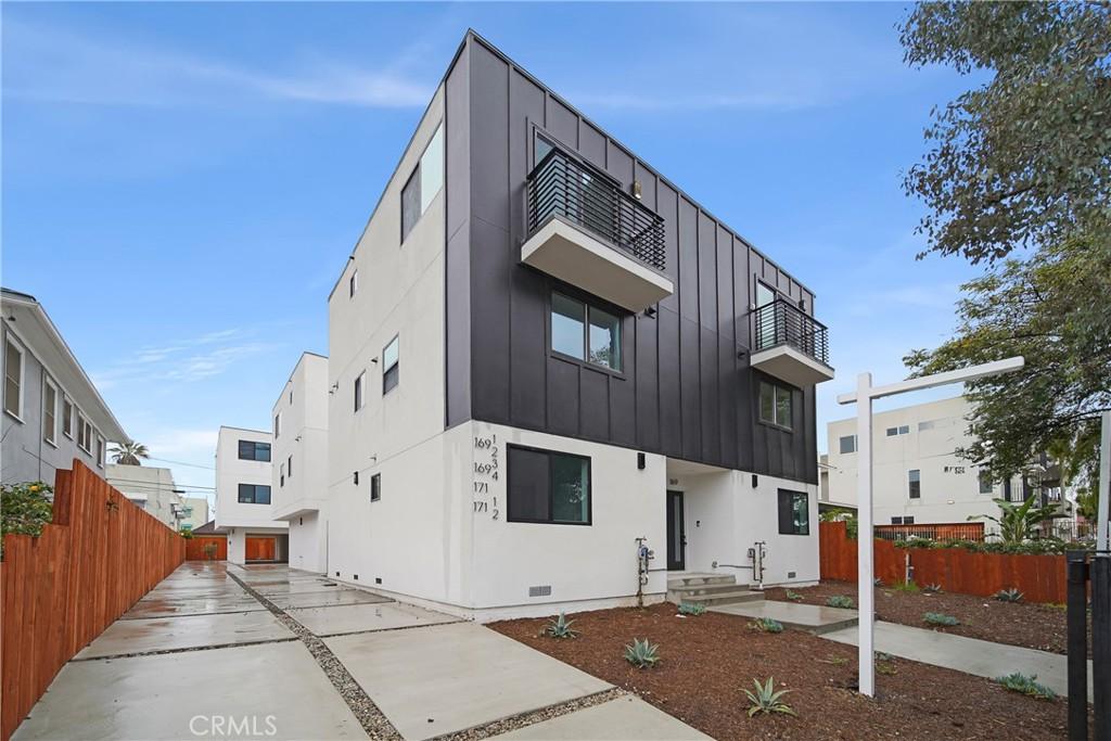 MLS #BB26208194 image #0