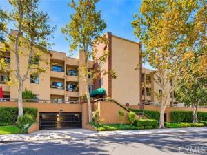 460 Oak Street #215 Glendale CA 91204 | MLS #BB26211412 45 MLS #BB26211412 image #0